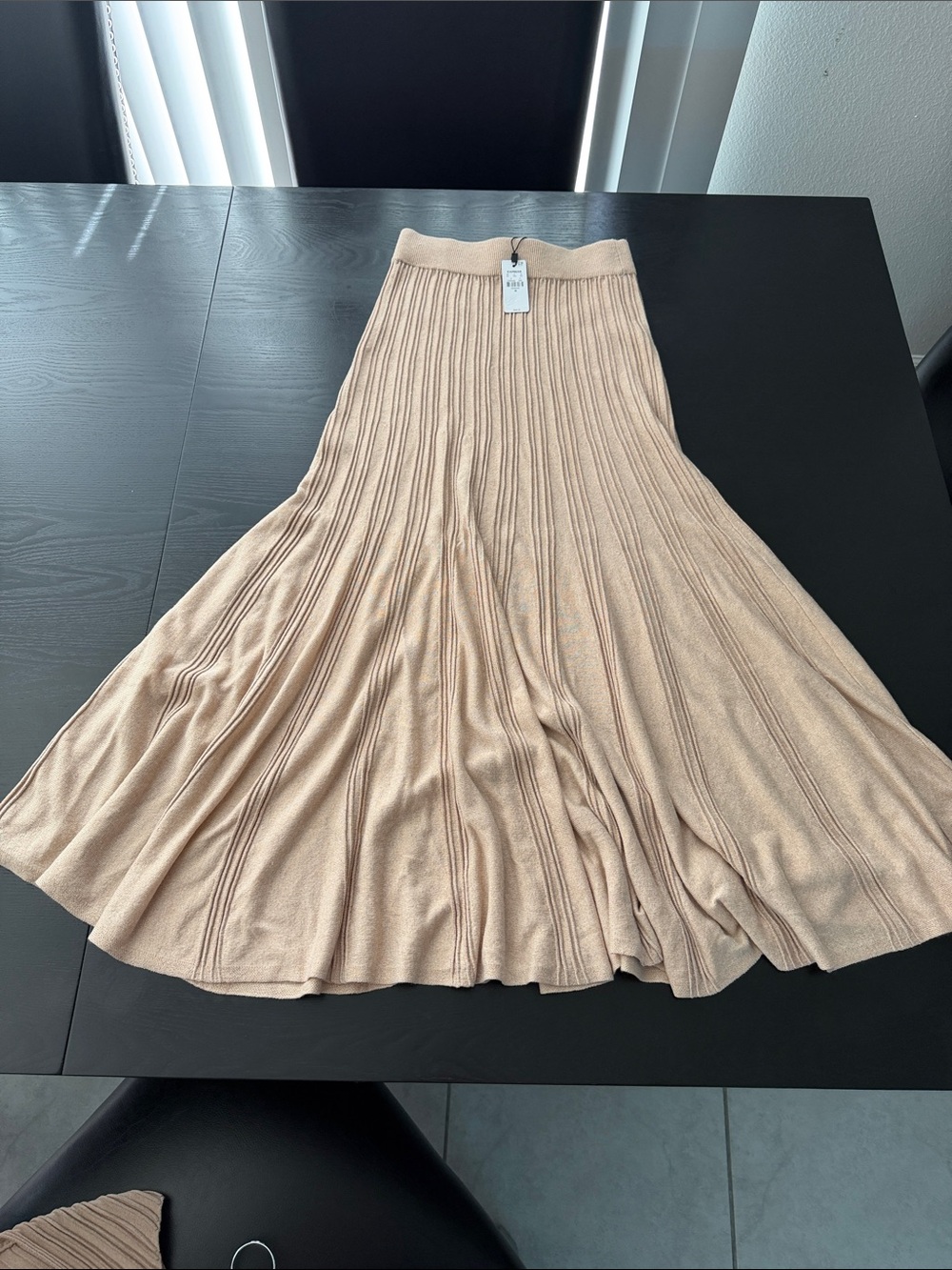 Express - Ribbed Beige Maxi Skirt